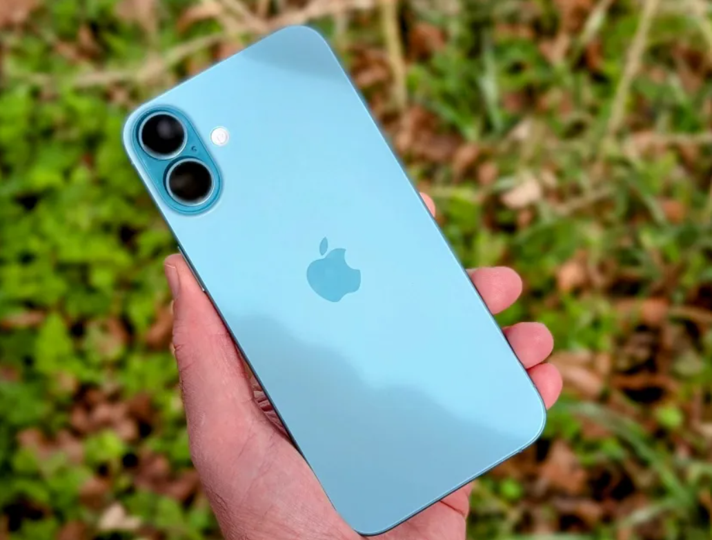 iPhone 16 Plus