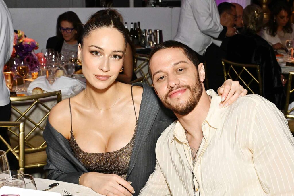 Elsie Hewitt Expecting First Baby with Pete Davidson: A Sweet Timeline of Their Romance