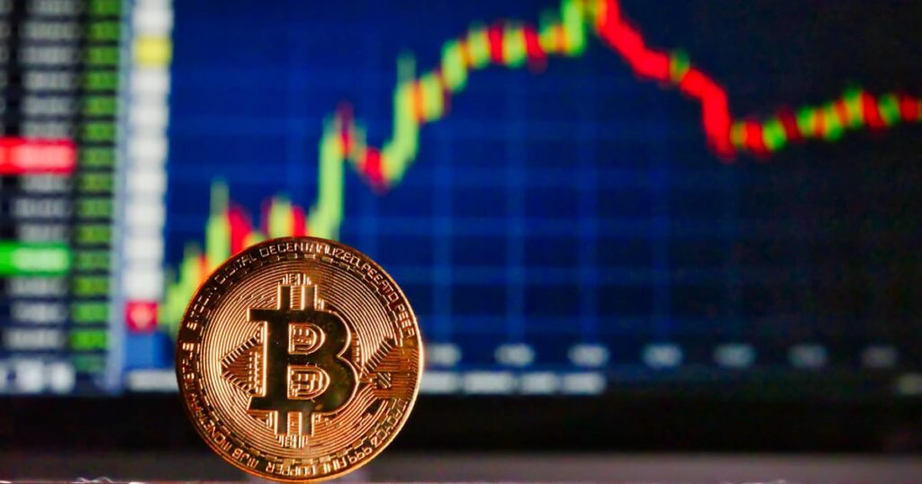 Bitcoin Sets Impressive New All-Time High at $118K: Should You Buy, Hold, or Sell?