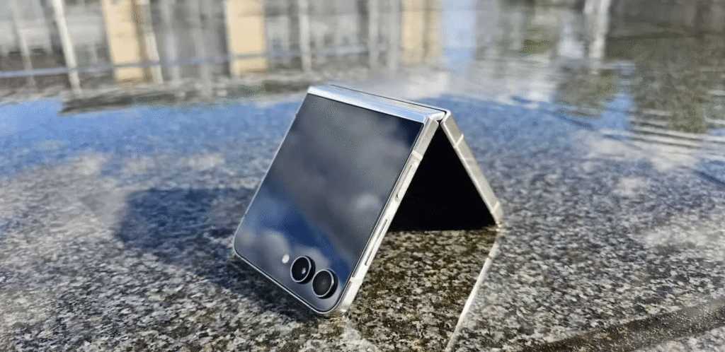 Samsung Z Flip7 Redefines Foldables with Edge-to-Edge FlexWindow and AI Brilliance
