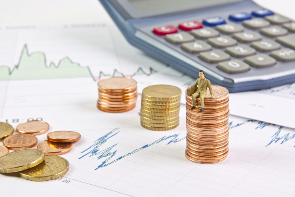 10 Best Low-Risk Investments: Safest Options for 2025