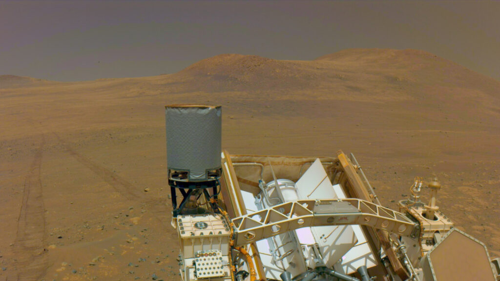 Helmet on Mars? NASA’s Perseverance Unveils Strange Rock Formation