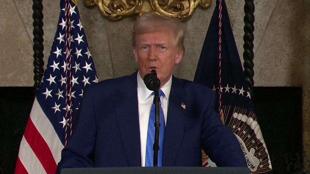 Trump Urges Ukraine to Drop NATO Bid and Crimea Claim Before Meeting Zelensky