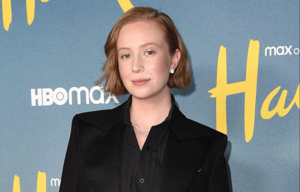 Hannah Einbinder Says ‘Go Birds, F— ICE and Free Palestine’ After Winning Her First Emmy