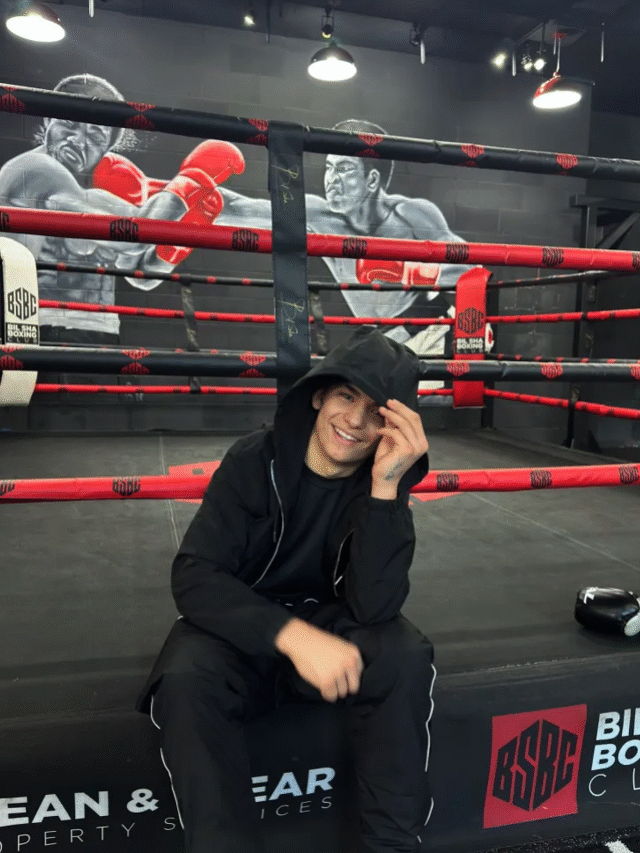 Arturo Gatti Jr., son of late boxing legend, dies at 17